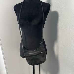 Stone Mountain Accessories Black Crossbody Bag